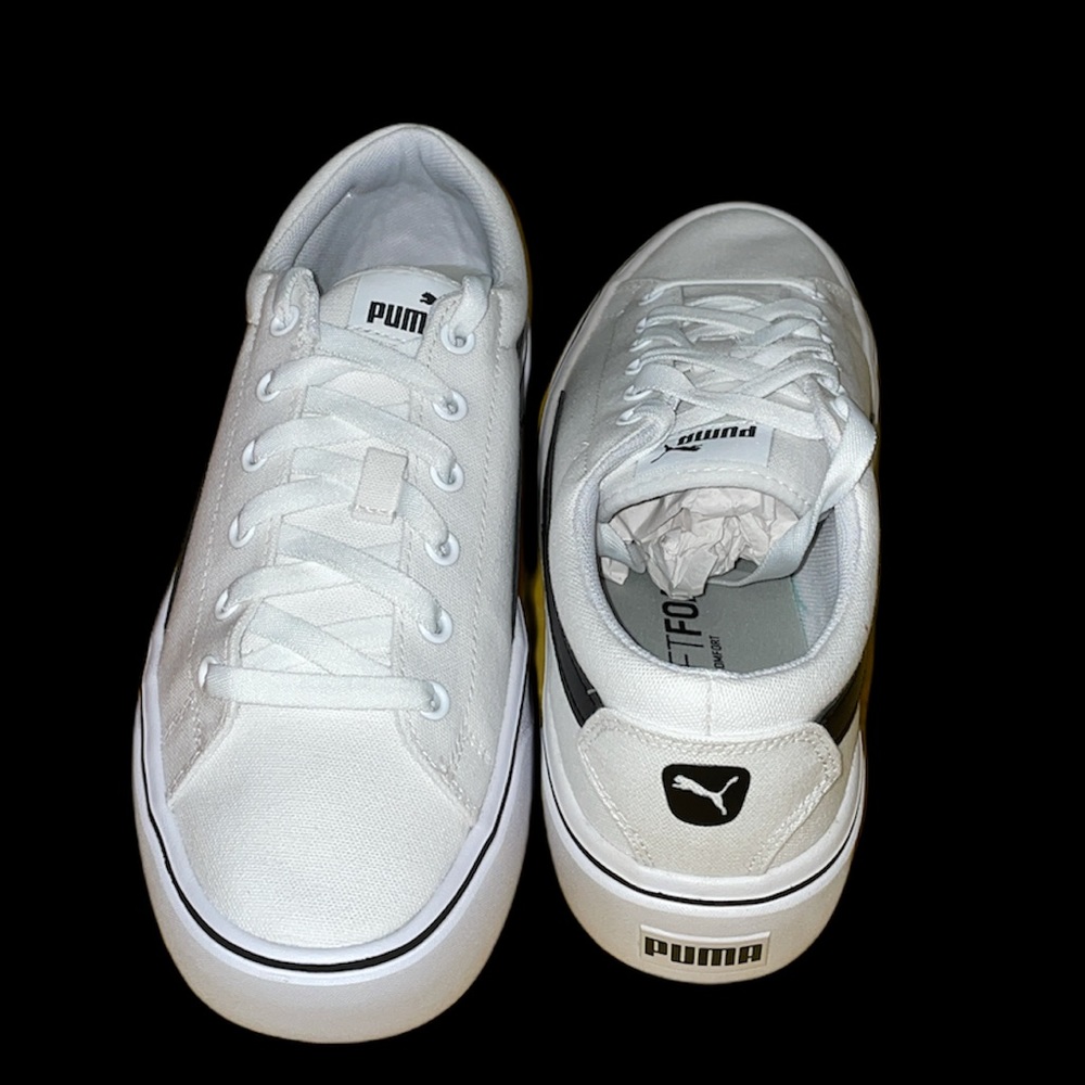 Puma Kaia Platform Sneakers/Shoes